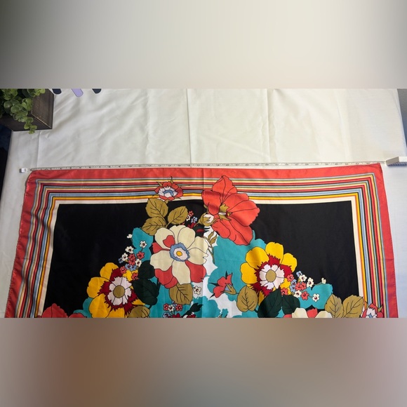 Source Unknown Floral Multicolor Scarf - Picture 5 of 5